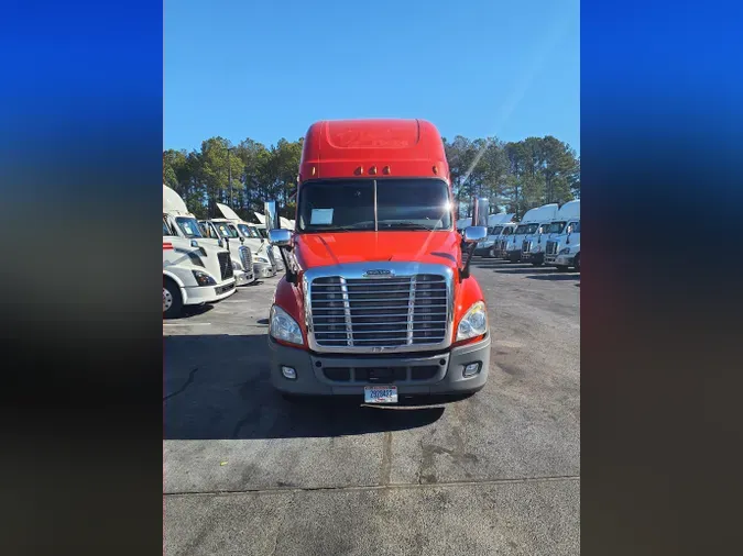 2017 FREIGHTLINER/MERCEDES CASCADIA 125