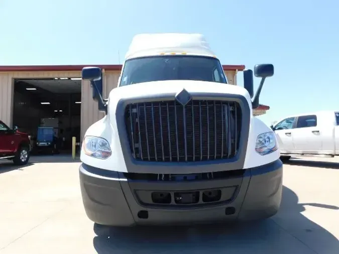 2019 International LT