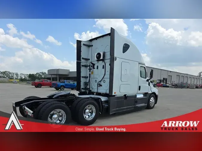 2020 FREIGHTLINER CA126