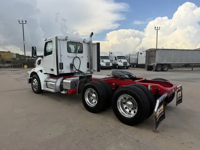 2023 Peterbilt 567