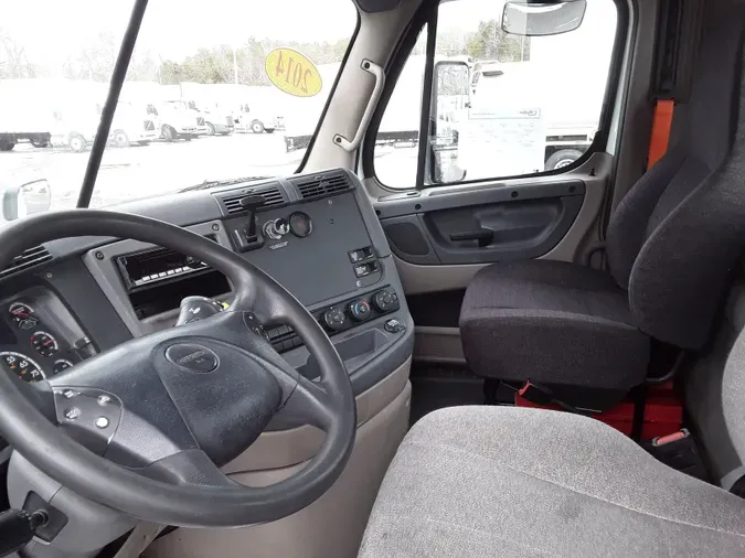 2014 FREIGHTLINER/MERCEDES CASCADIA 125