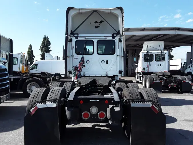 2018 FREIGHTLINER/MERCEDES CASCADIA 125