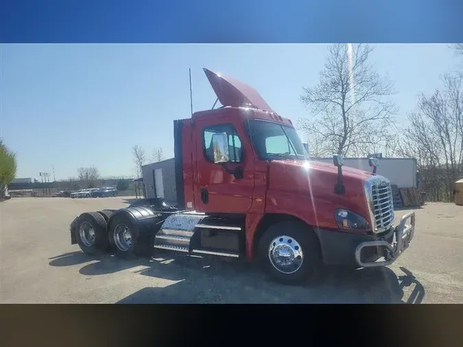 2019 FREIGHTLINER CASCADIA