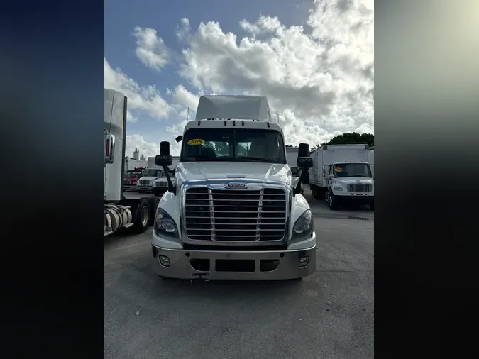 2018 FREIGHTLINER/MERCEDES CASCADIA 125