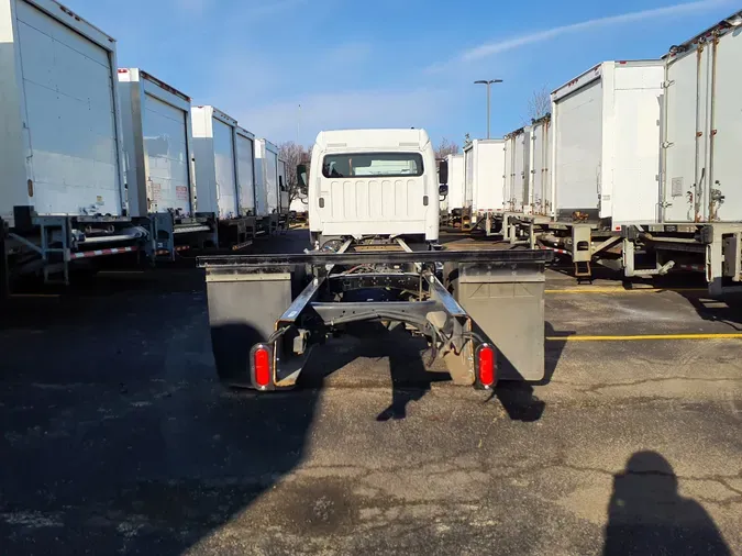 2014 FREIGHTLINER/MERCEDES M2 106