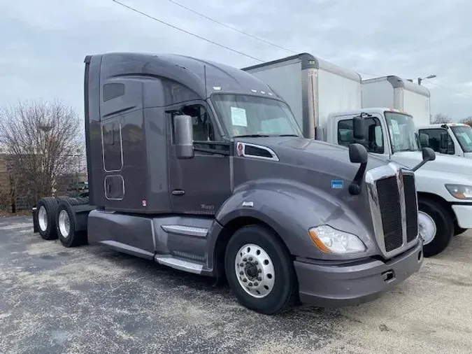 2022 Kenworth T680