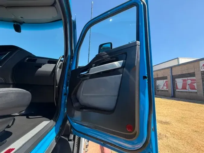 2023 KENWORTH T680658ebfa08956aea91e7248664ddb1f38