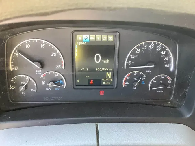2021 Freightliner Cascadia 126658f1cf9b2f9dadbb0bb0ec73a19226c