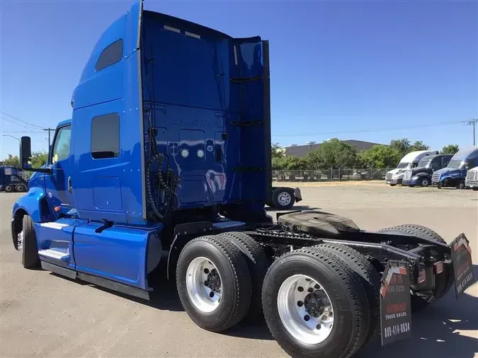 2020 INTERNATIONAL LT