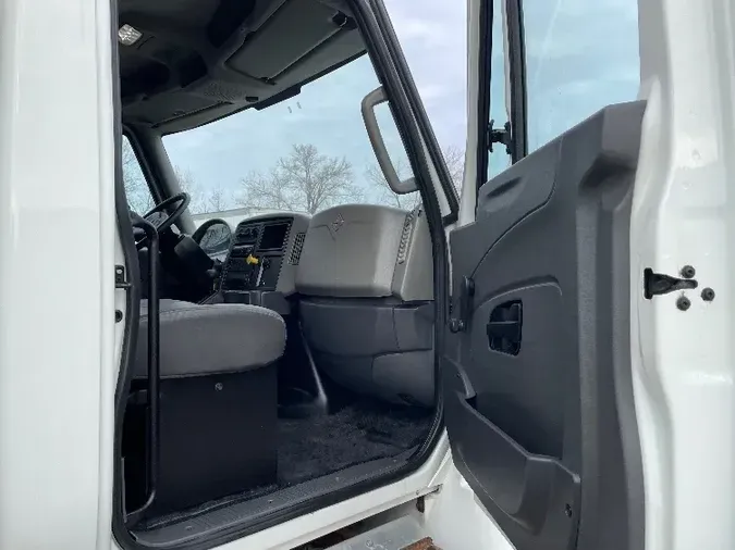 2018 International 4300