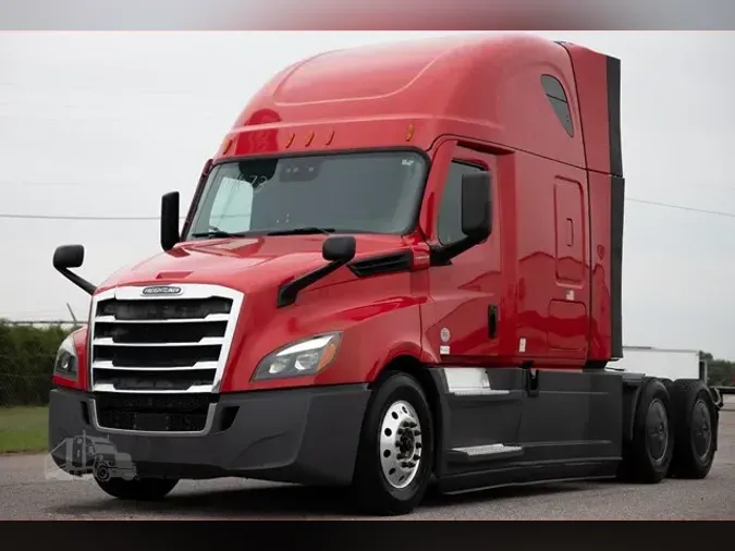 2021 FREIGHTLINER CASCADIA 126