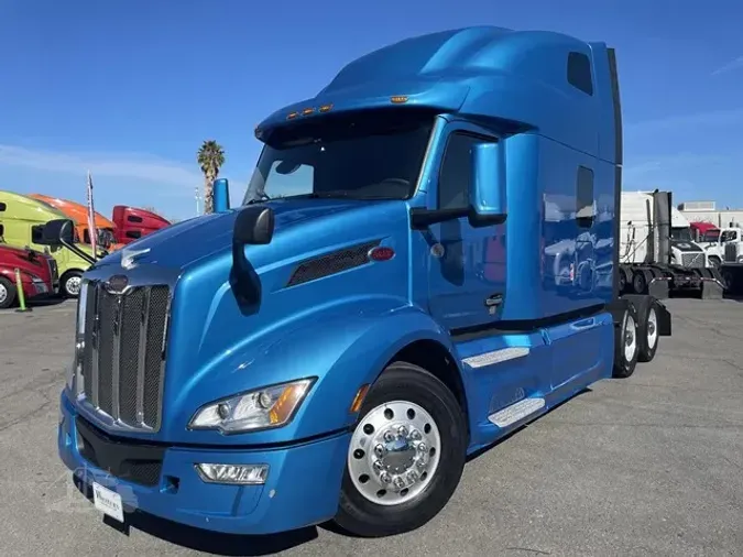 2022 PETERBILT 579