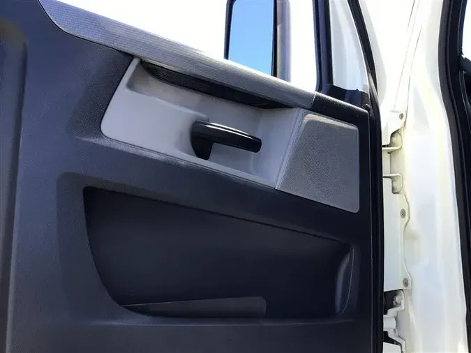 2021 FREIGHTLINER CA126
