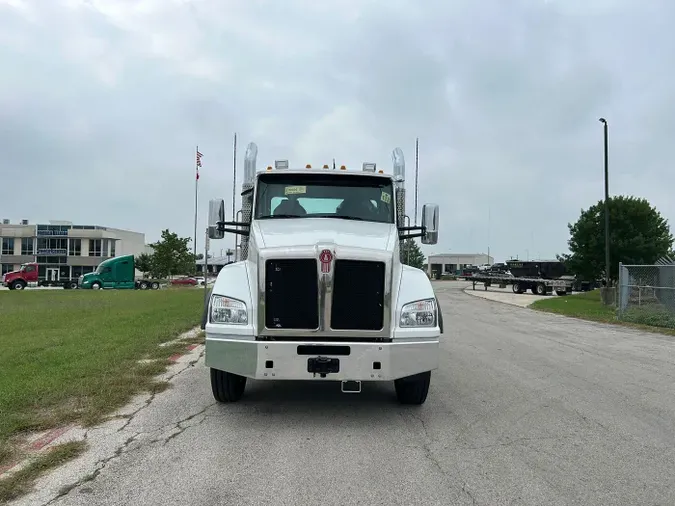 2026 Kenworth T880