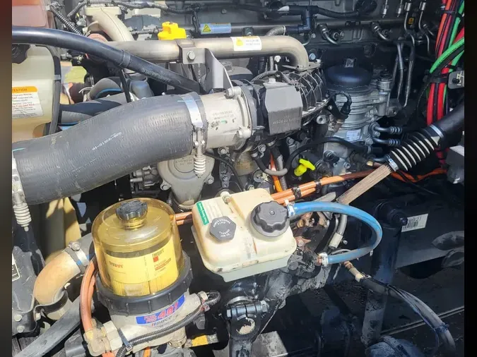 2018 FREIGHTLINER CASCADIA 125