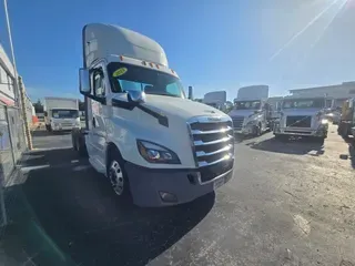 2018 FREIGHTLINER NEW CASCADIA PX12664