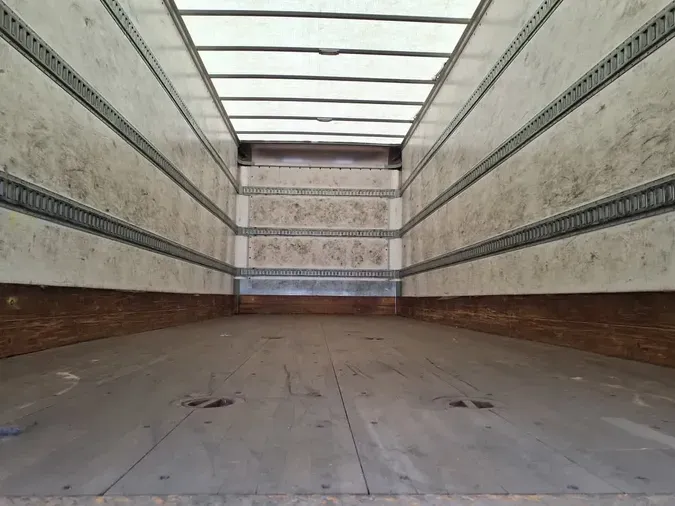 2018 FREIGHTLINER/MERCEDES M2 106