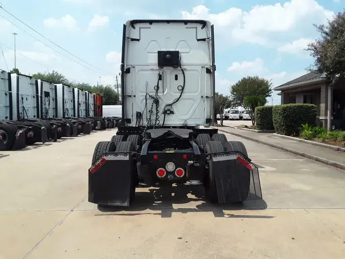 2018 FREIGHTLINER CASCADIA 125