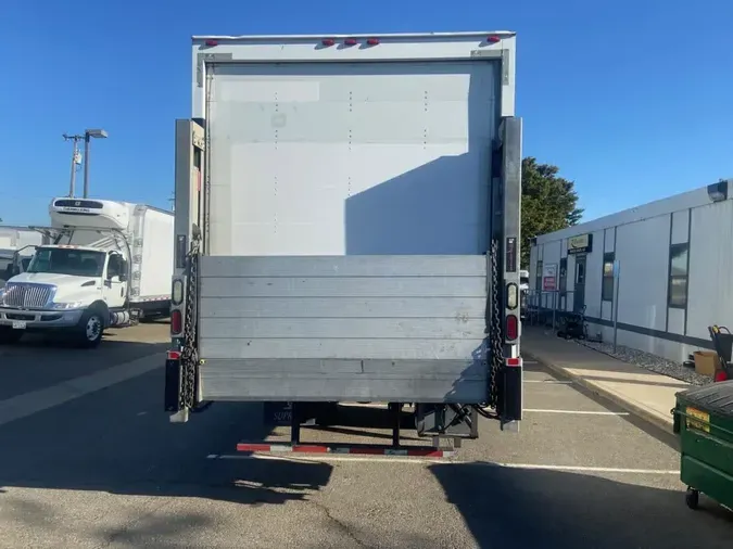 2019 FREIGHTLINER/MERCEDES M2 10665b3ab1d56db04b462cfd740250e39e0
