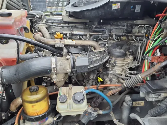 2017 FREIGHTLINER/MERCEDES CASCADIA 125