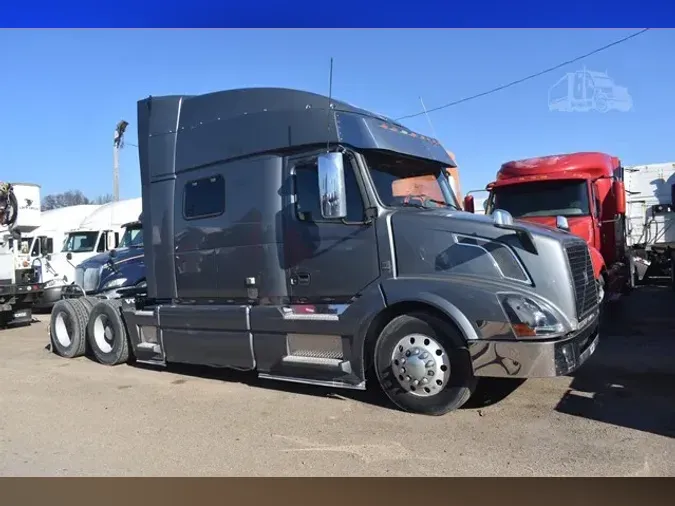 2016 VOLVO VNL64T73065b8cbaa8234334ad45ebc930408069c