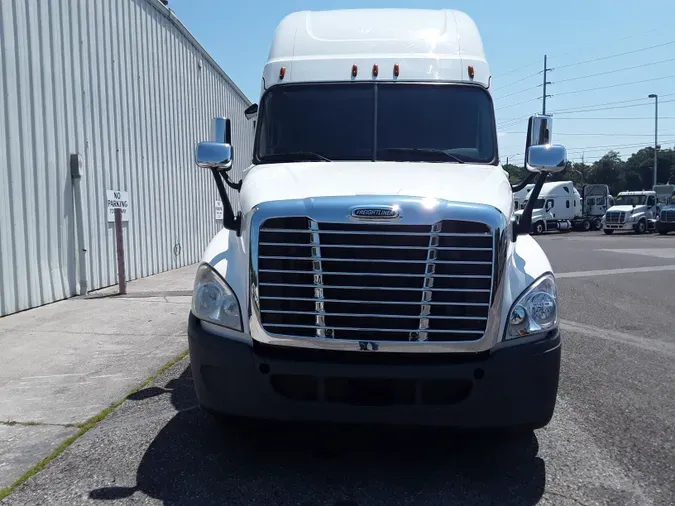 2019 FREIGHTLINER/MERCEDES CASCADIA 125