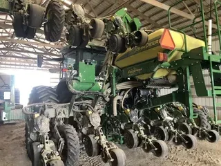 2020 John Deere 1725 CCS