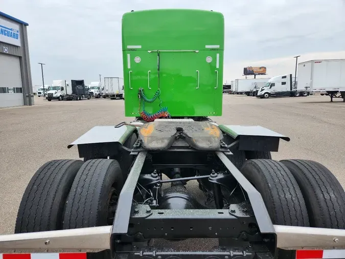 2022 KENWORTH W900
