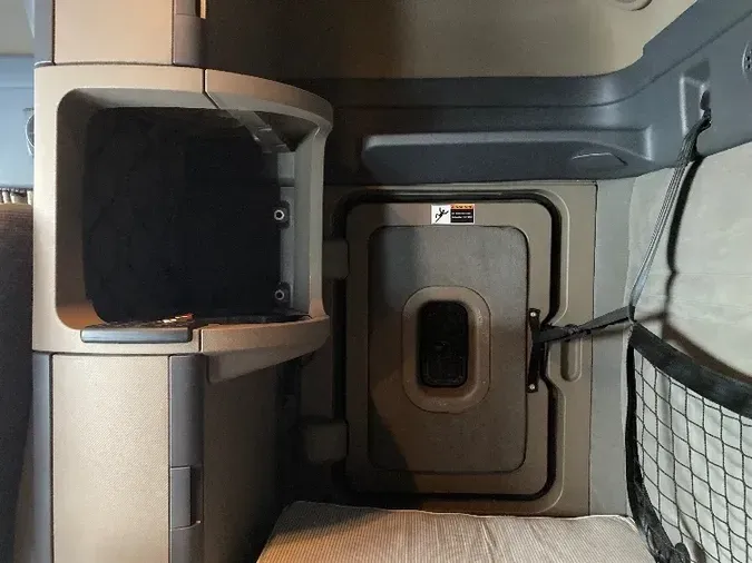 2018 FREIGHTLINER X12564ST