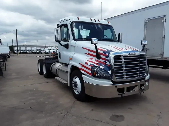 2020 FREIGHTLINER CASCADIA 125