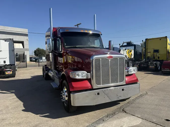 2022 Peterbilt 567