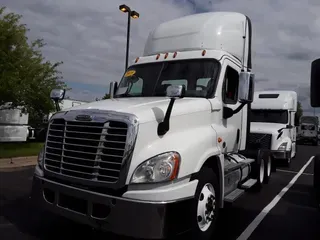 2019 FREIGHTLINER CASCADIA 125