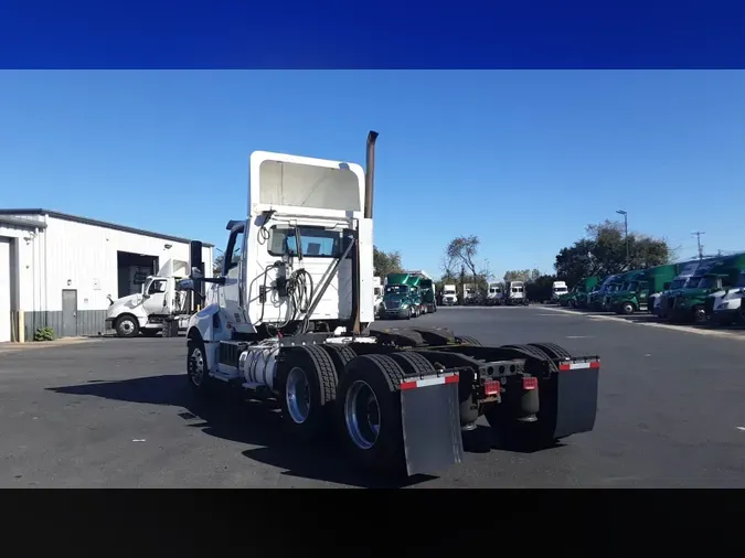 2019 International LT