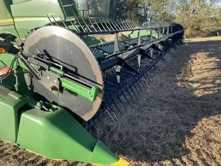 2015 John Deere 640FD