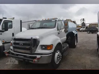 2013 FORD F650 SD