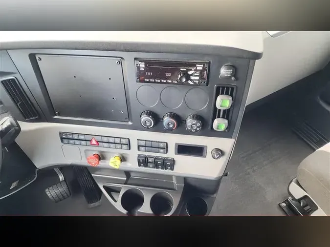 2020 FREIGHTLINER CA126