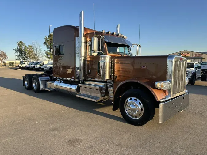 2024 Peterbilt 389