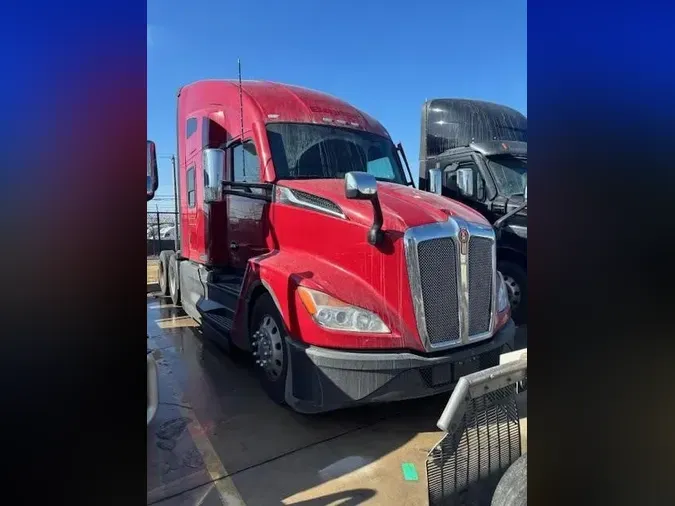 2022 KENWORTH T680