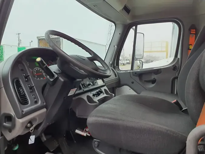 2019 FREIGHTLINER/MERCEDES M2 10665daf9e9632b4611dd147486eb41ec30
