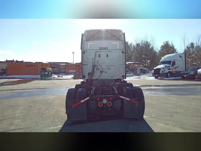 2022 Freightliner Cascadia 126