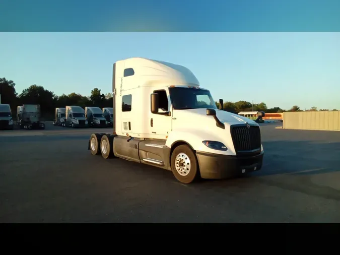 2022 International LT65df46f1212c87902fa3f8cbd1e893b8
