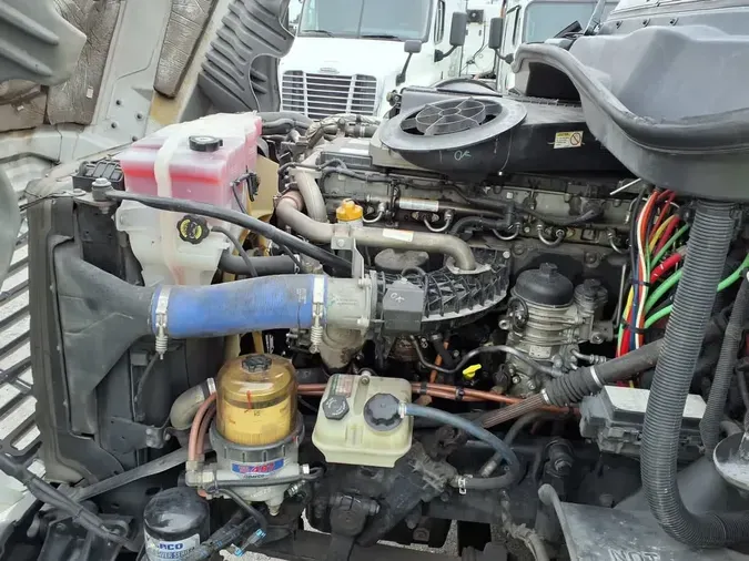 2020 FREIGHTLINER CASCADIA 125