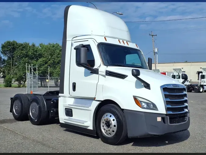 2022 FREIGHTLINER/MERCEDES NEW CASCADIA PX12664