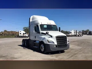 2022 Freightliner Cascadia 126