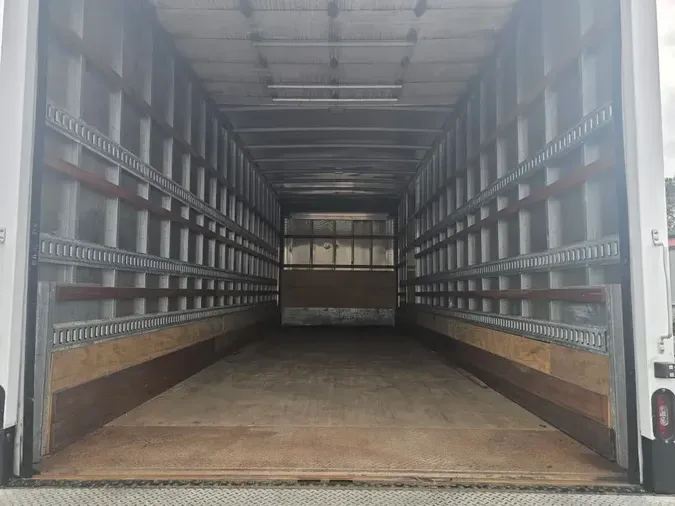 2022 FREIGHTLINER/MERCEDES M2 106