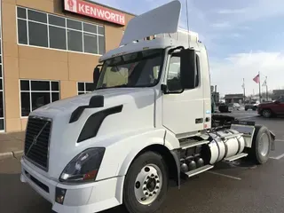 2015 Volvo VNL