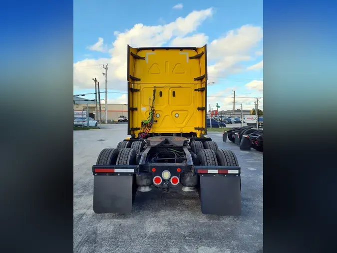 2021 FREIGHTLINER/MERCEDES NEW CASCADIA PX12664