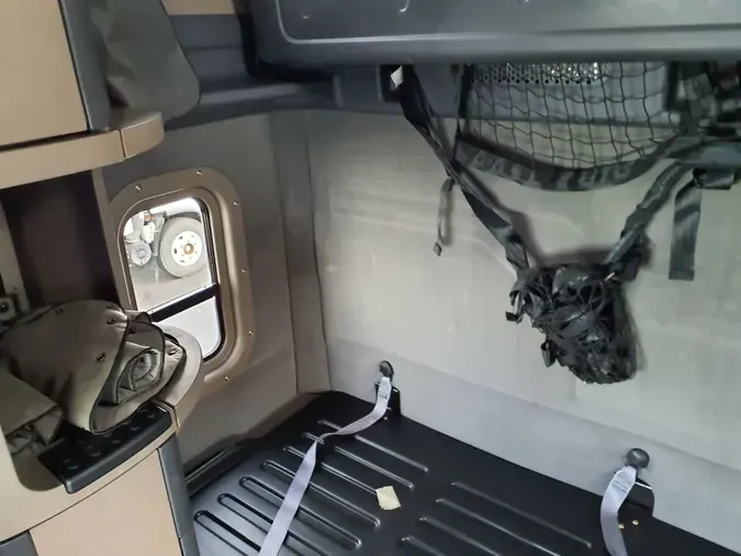 2020 FREIGHTLINER/MERCEDES CASCADIA 12565fd5329390061f7d48bd55abf5d5ebc