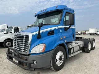 2016 FREIGHTLINER CASCADIA 113