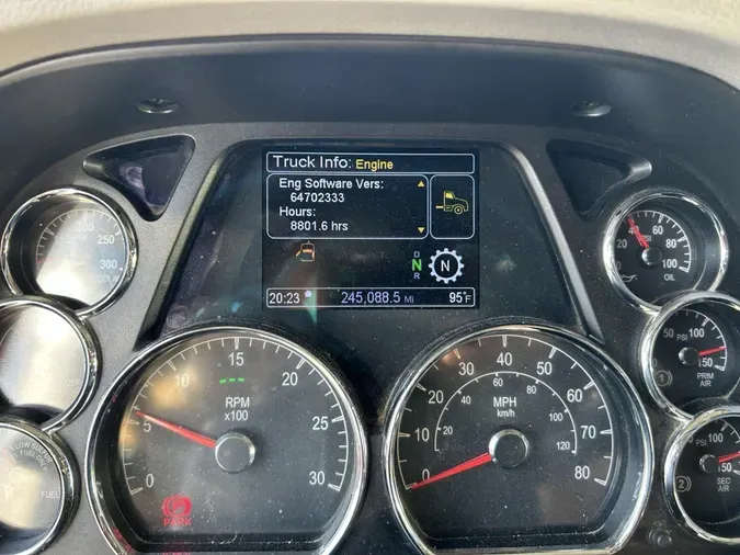 2022 Peterbilt 567